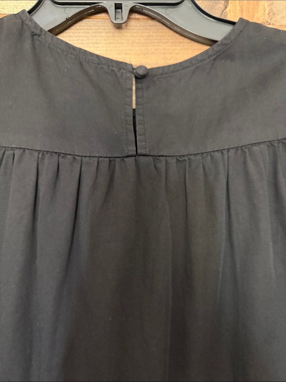 Sleeveless Black Tiered Maxi Dress - Picture 5 of 5